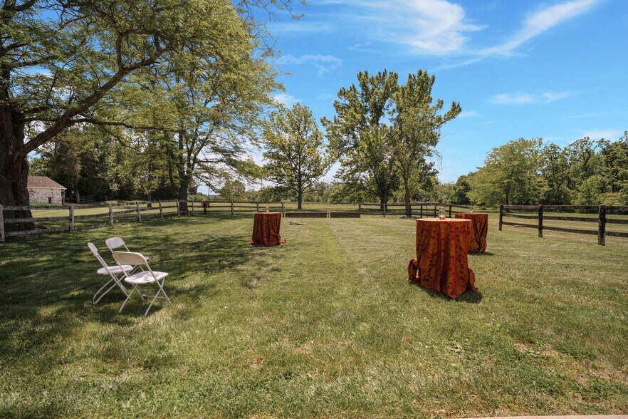 More Photos Of 1902 Jefferson Pike, Brunswick Lodge Meeting Hall For Lease