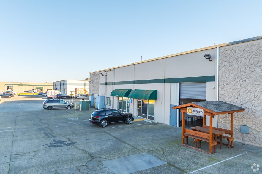More Photos Of 8640-8670 23rd Ave, Sacramento Warehouse For Sale
