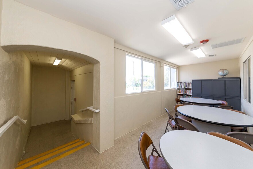 More Photos Of 1555 W Commonwealth Ave, Fullerton Office For Lease