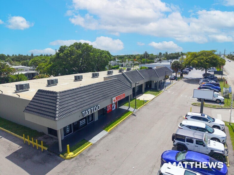 Primary Photo Of 8230-8242 W State Road 84, Davie Storefront For Lease