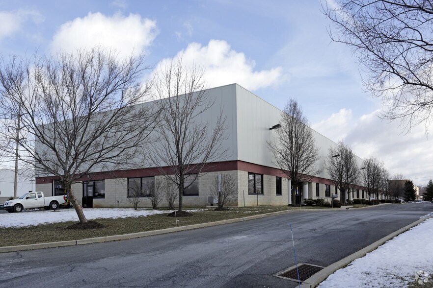 More Photos Of 7035 Schantz Rd, Allentown Distribution For Lease