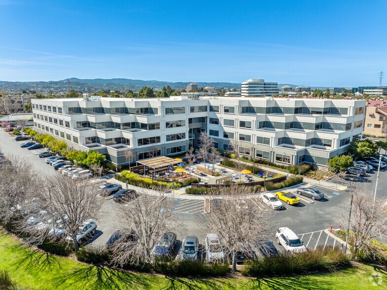 More Photos Of 950 Tower Ln, Foster City Unknown For Lease