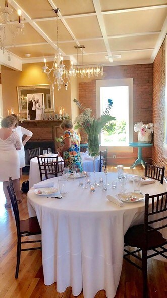 More Photos Of 819 West Ave, Lenoir Restaurant For Sale
