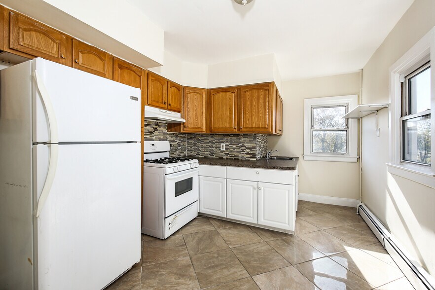 More Photos Of , Mount Vernon Multifamily For Sale