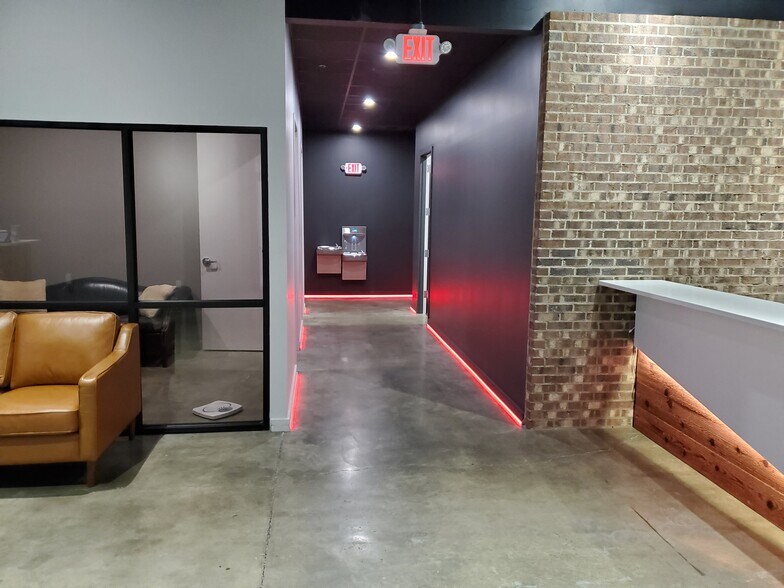 More Photos Of 4312 Republic Ct, Concord Warehouse For Lease