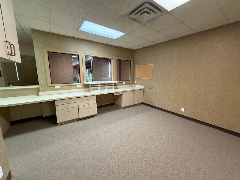 More Photos Of 1001-1045 N Highland Ave, Murfreesboro Medical For Sale