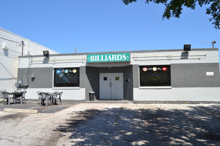 More Photos Of 1212 Rogers St, Clearwater Bar For Sale