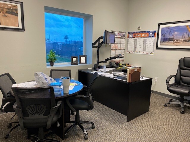 More Photos Of 7003 Highway 225, Deer Park Warehouse For Lease