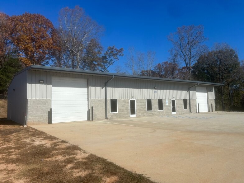 More Photos Of 4028 Kings Mountain Hwy, Bessemer City Flex For Lease