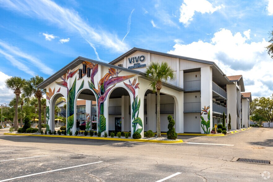Primary Photo Of 4156 W Vine St, Kissimmee Hotel For Sale