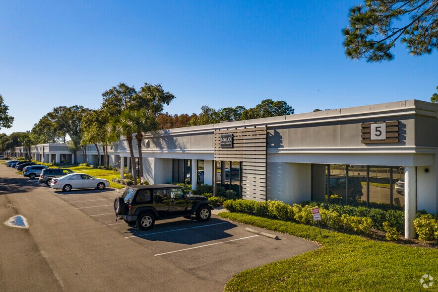 More Photos Of 11902-11970 Race Track Rd, Tampa Unknown For Lease