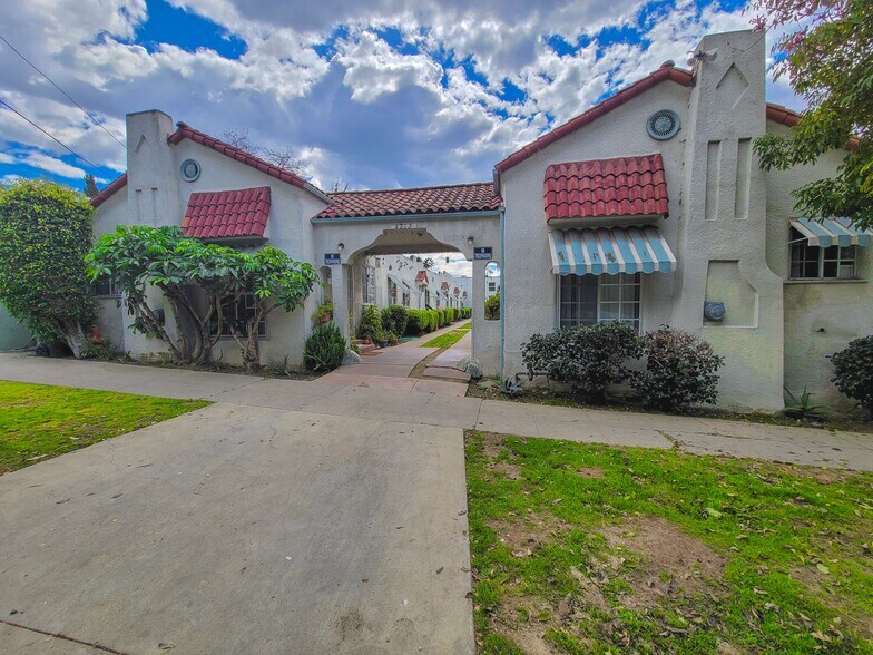 More Photos Of 4212-4216 1/2 Lockwood Ave, Los Angeles Apartments For Sale
