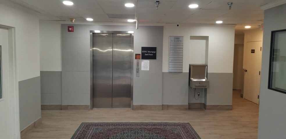 More Photos Of 2816 E 51st St, Tulsa Medical For Lease