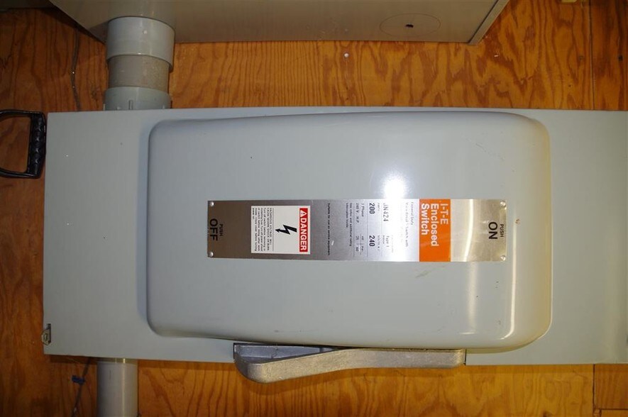 More Photos Of 165 Martell Ct, Keene Office For Sale