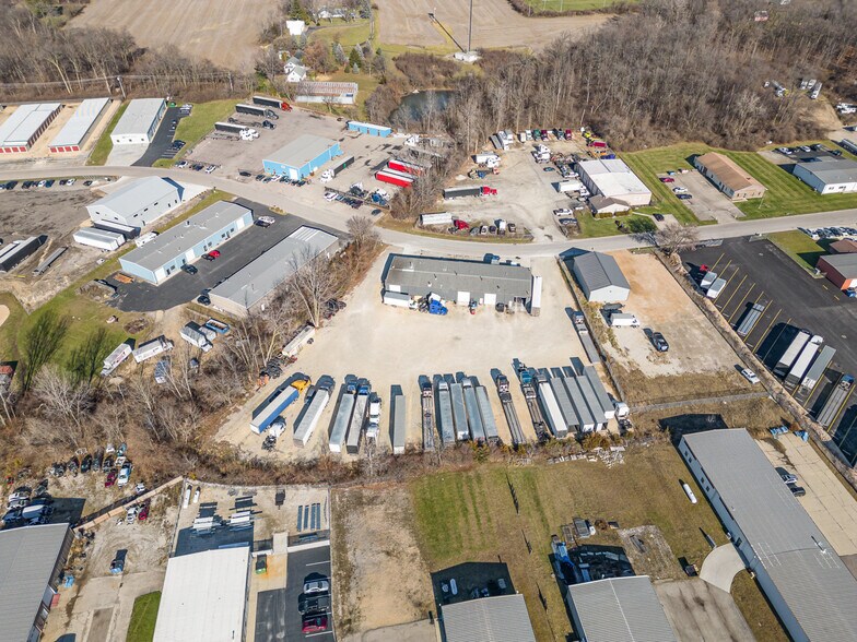 More Photos Of 4240 Lisa Dr, Tipp City Warehouse For Lease