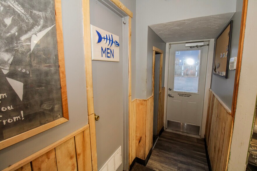 More Photos Of 54 McKinley St, Huron Bar For Sale