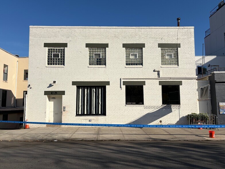 Primary Photo Of 10-25 48th Ave, Long Island City Storefront Retail Office For Lease