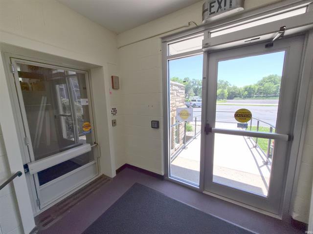 More Photos Of 832 E Center St, Warsaw Religious Facility For Sale