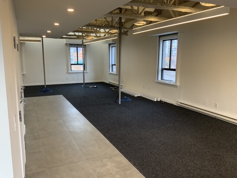 More Photos Of 736 Broughton St, Victoria Office For Lease