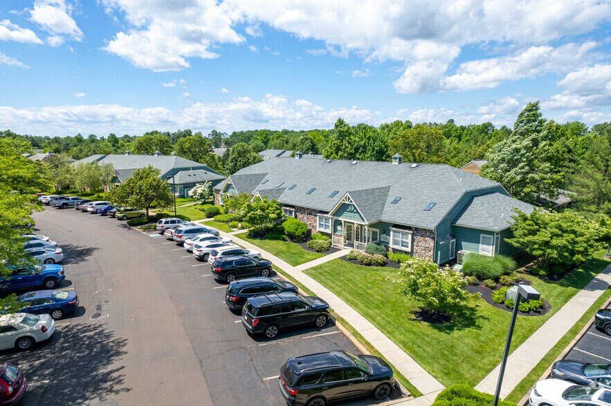 More Photos Of 301 Oxford Valley Rd, Yardley Office For Lease