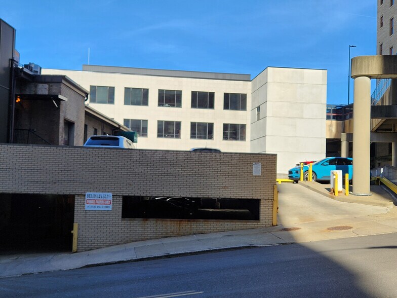 More Photos Of 137-147 S Main St, Akron Office For Sale