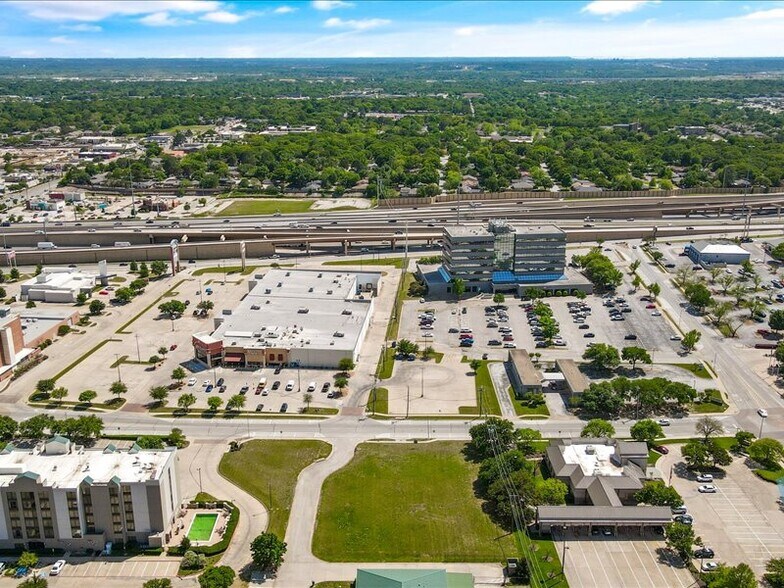 More Photos Of 860 Thousand Oaks, Hurst Land For Sale