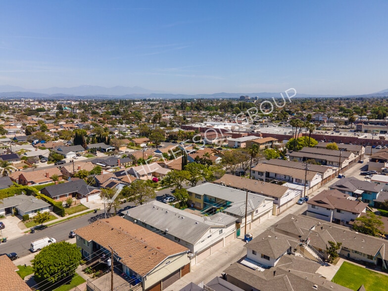 More Photos Of 1764 W Juno Ave, Anaheim Apartments For Sale