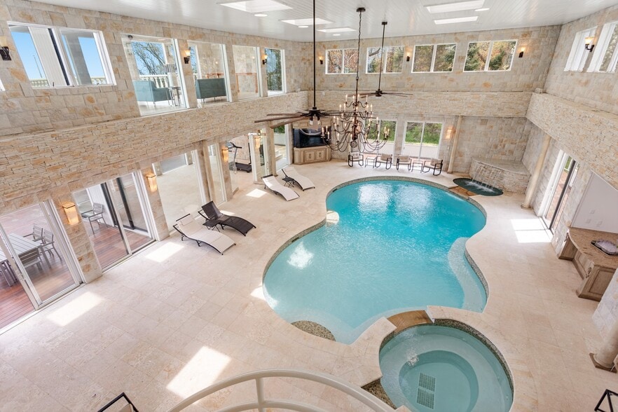 More Photos Of 157 Cliff Rd, Port Jefferson Specialty For Sale