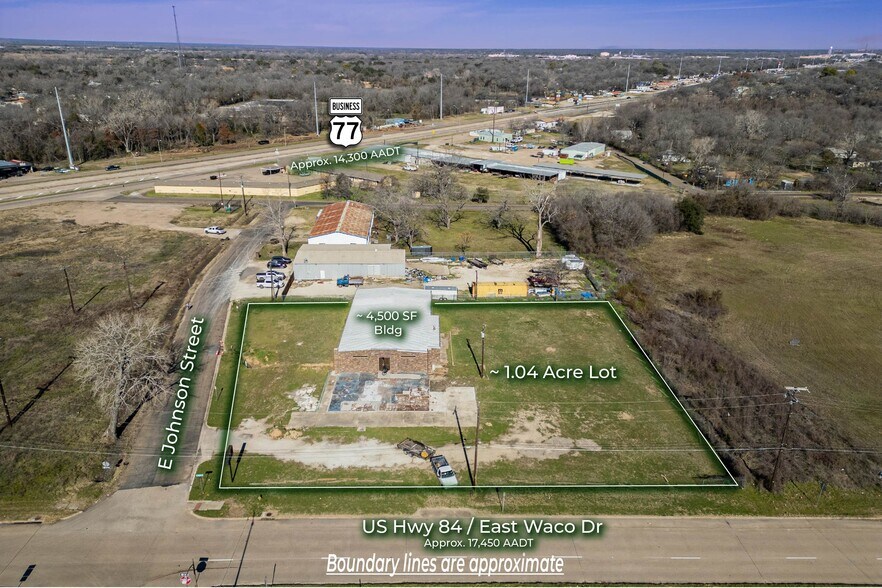 More Photos Of 901 E Johnson St, Waco Service For Sale