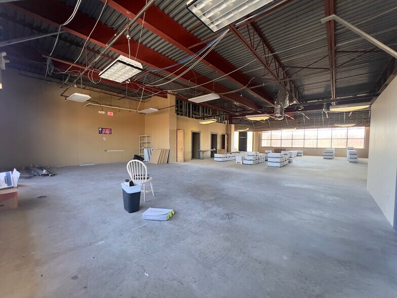 More Photos Of 733 Ridgedale Ave, East Hanover Industrial For Sale
