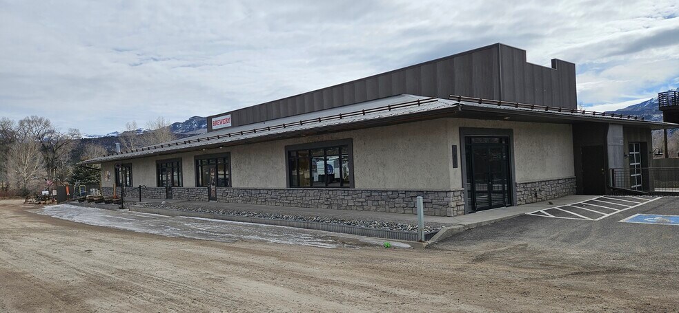More Photos Of 102 Campbell Ln, Ridgway General Retail For Sale