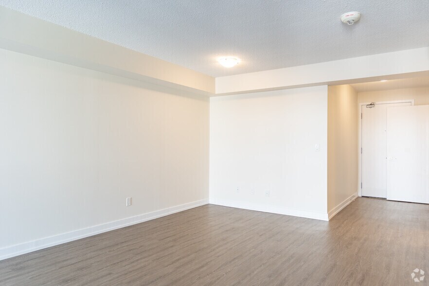 More Photos Of 73 Bayly St W, Ajax Apartments For Lease
