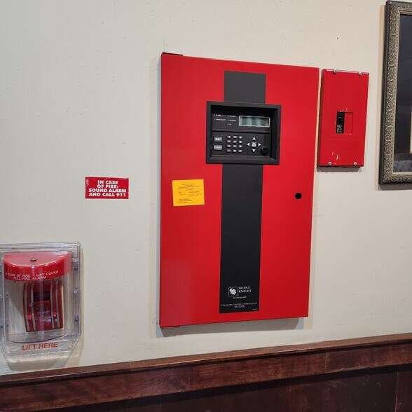 More Photos Of 7055 Terminal Sq, Upper Darby Township Medical For Sale