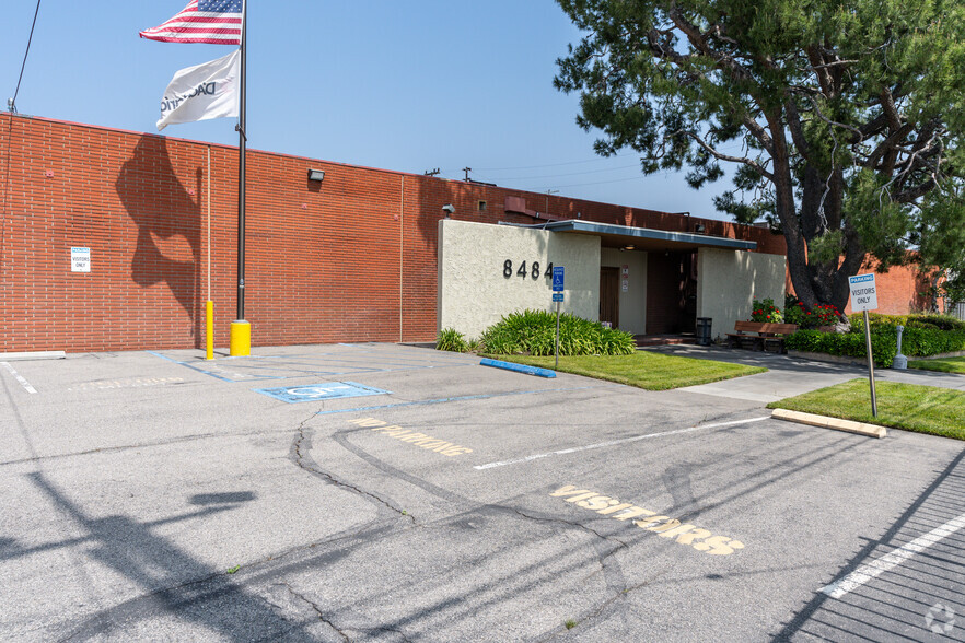 Primary Photo Of 8484 San Fernando Rd, Sun Valley Warehouse For Lease