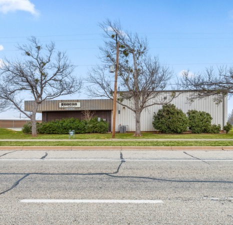 Primary Photo Of 3511 Central Fwy, Wichita Falls Warehouse For Lease