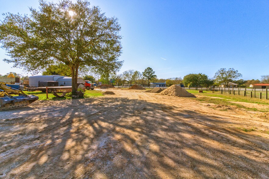 More Photos Of 946 Saint Marys St, Hempstead Land For Sale