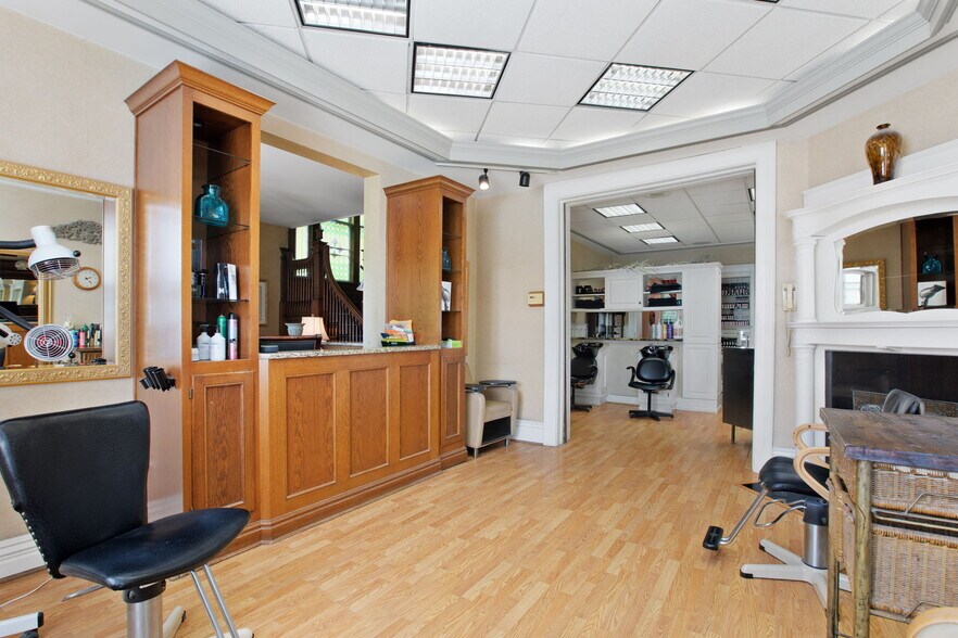 More Photos Of 409 N Jefferson St, New Castle Office Residential For Sale