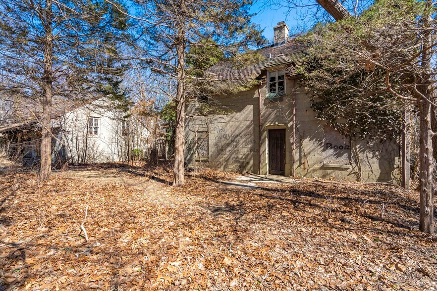 More Photos Of 2340 Cedar Swamp Rd, Glen Head Land For Sale