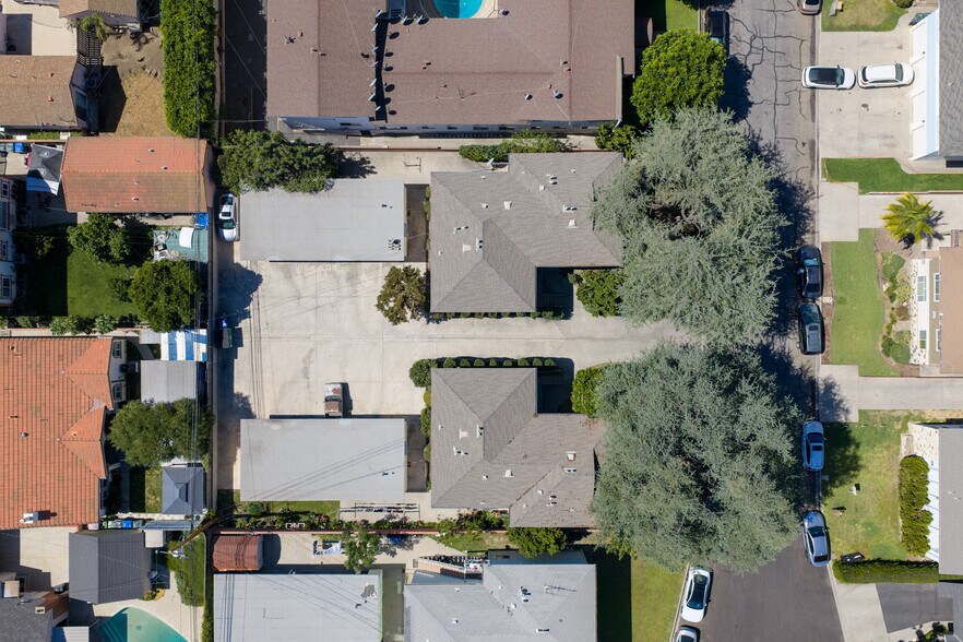 More Photos Of 10516-10522 Arrington Ave, Downey Apartments For Sale