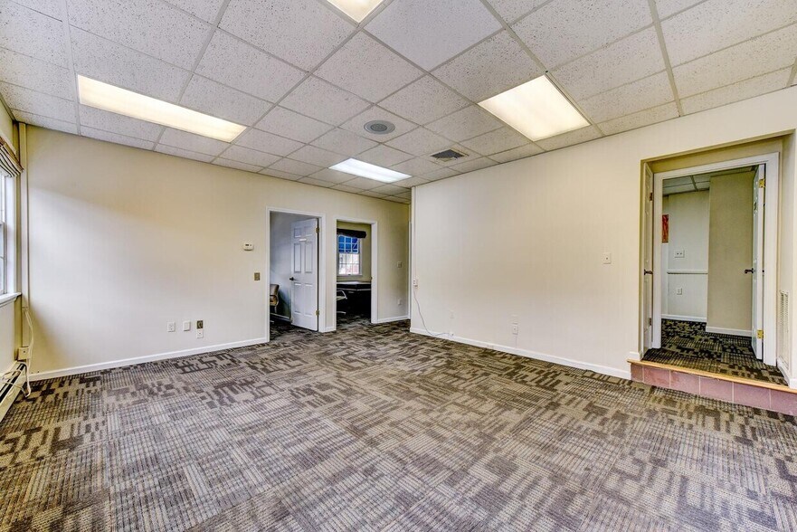 More Photos Of 410 Franklin Ave, Nutley Office For Lease