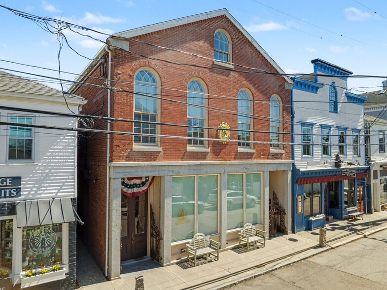 Primary Photo Of 145 Water St, Stonington Storefront Retail Office For Sale