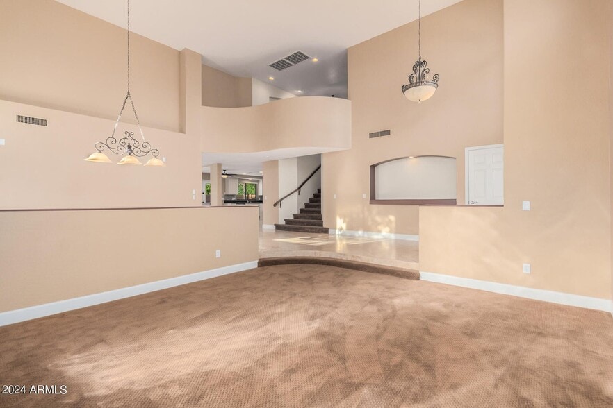 More Photos Of 1330 E Lynx Way, Chandler Specialty For Sale