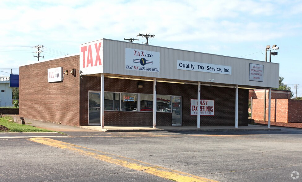 More Photos Of 3035-3086 Waughtown St, Winston-Salem Unknown For Lease