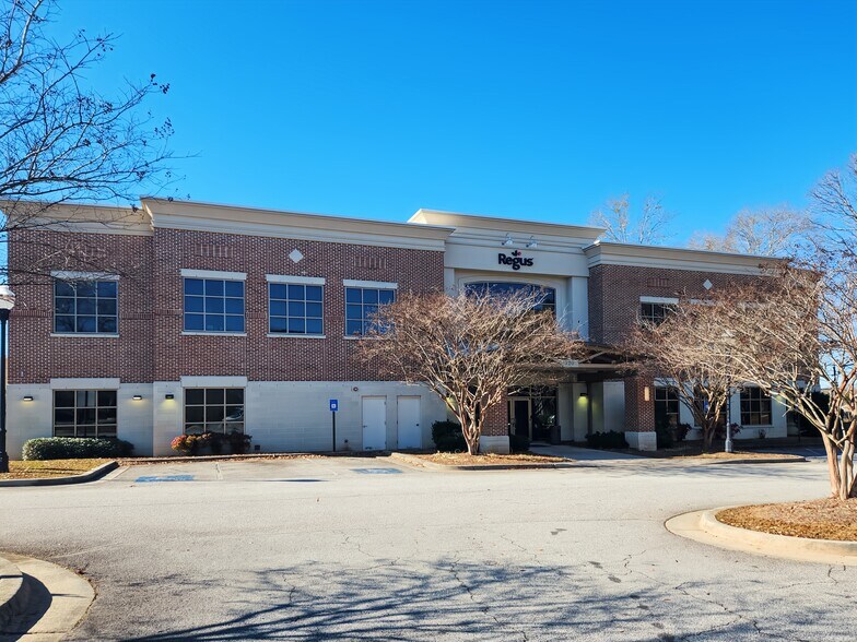 More Photos Of 320 W Lanier Ave, Fayetteville Coworking Space