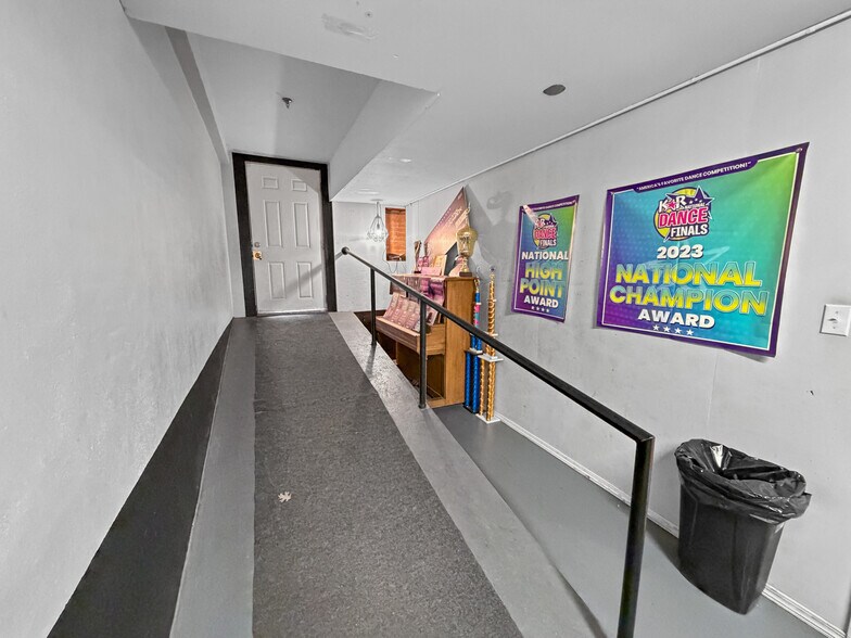 More Photos Of 102-104 Main St, Mccomb Storefront Retail Office For Sale
