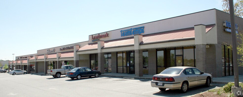 More Photos Of 1601 Baytree Rd, Valdosta Freestanding For Lease