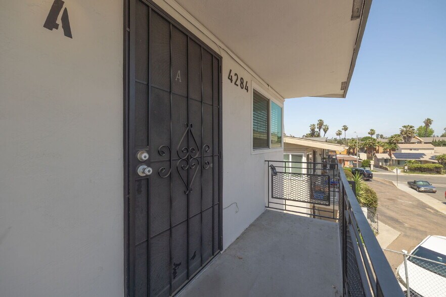 More Photos Of 4280-4284 Schoolridge Ln, La Mesa Apartments For Sale