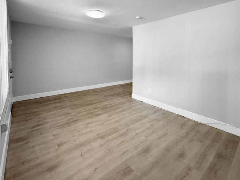 More Photos Of 6647 SW 59th Pl, Miami Apartments For Sale