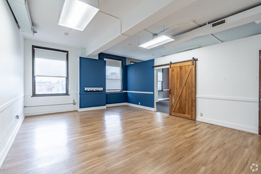 Photo of 7th Floor Ste 710