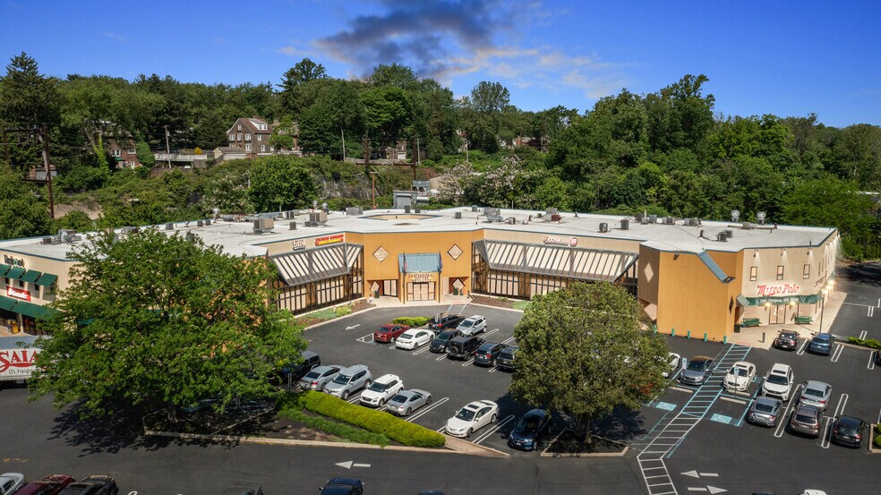 More Photos Of 8080 Old York Rd, Elkins Park General Retail For Lease